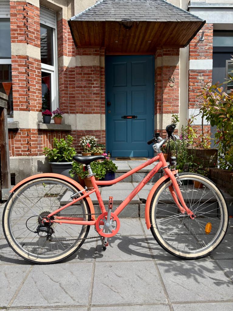 Meisjesfiets Riverside 24” koraal roze, Ophalen, Gebruikt, Velgrem, 24 inch