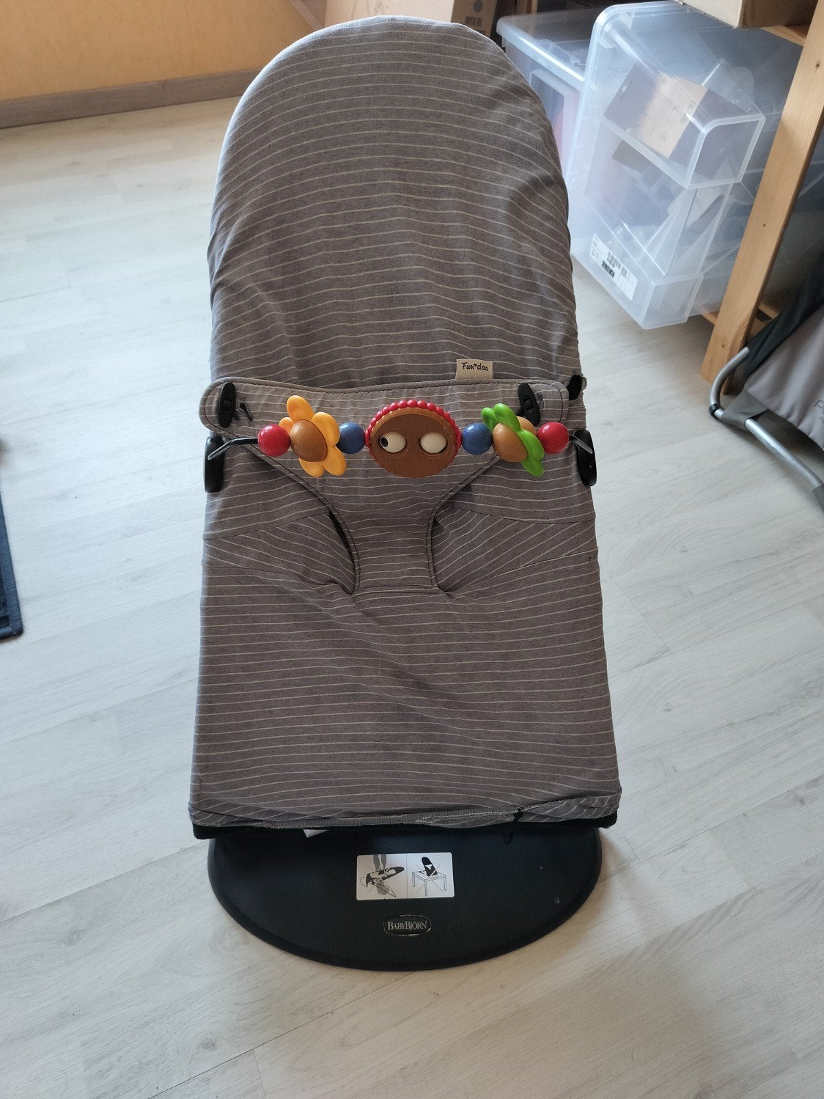 Babybjörn wipper met speelboog en 2 extra hoezen, Kinderen en Baby's, Wipstoeltjes, Ophalen, Gebruikt, Wipstoel