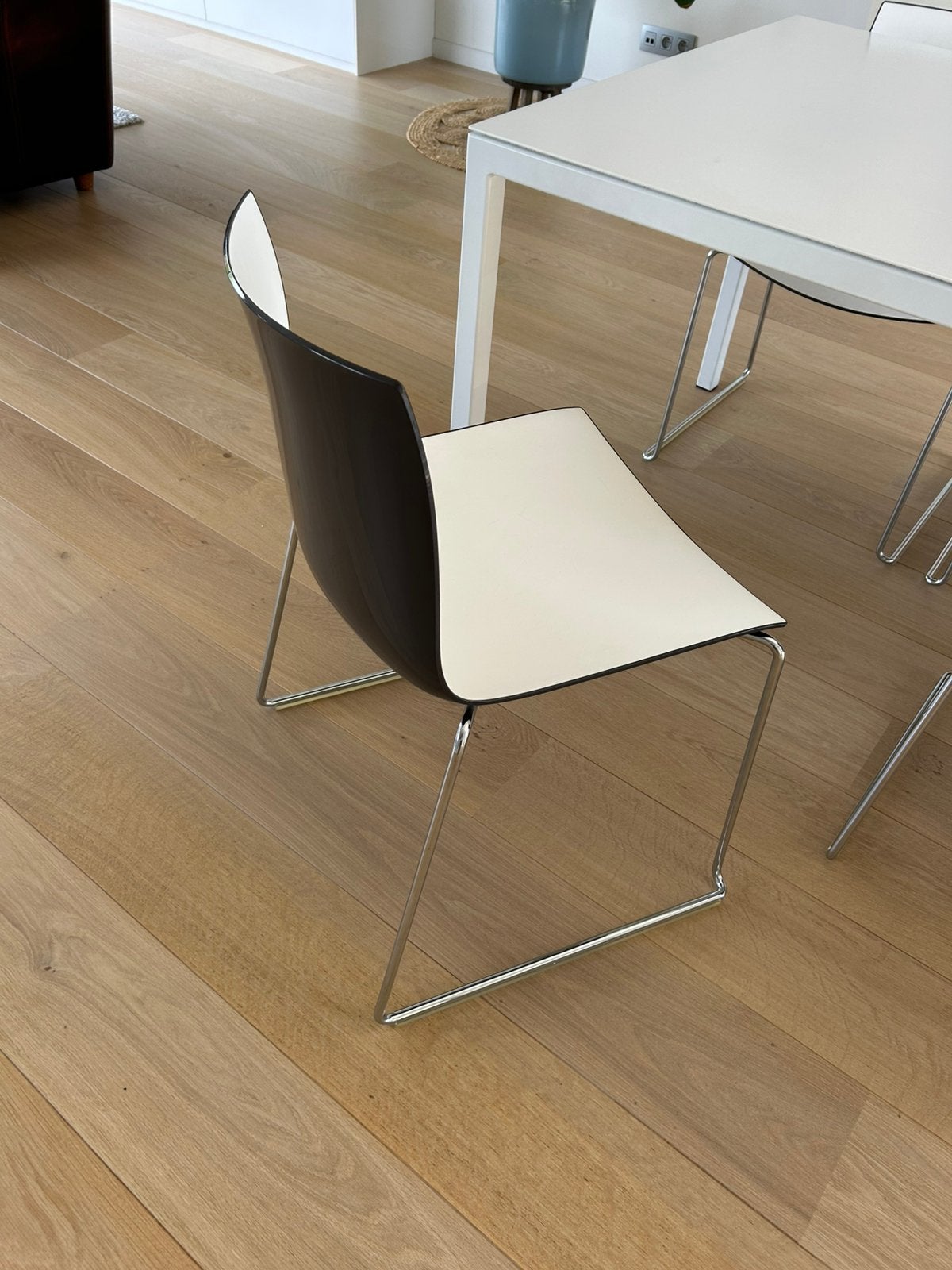 Arrper Catifa 46 design sledestoelen - set van 8 stoelen, Huis en Inrichting, Ophalen, Bruin, Italiaans Design, Zo goed als nieuw