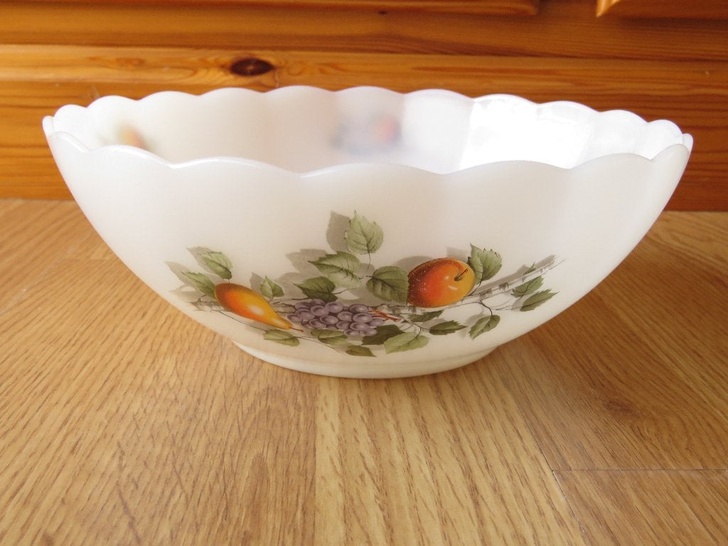 vintage arcopal grand saladier bol motifs Fruits de France, Maison & Meubles, Cuisine | Vaisselle, Enlèvement ou Envoi, Vintage