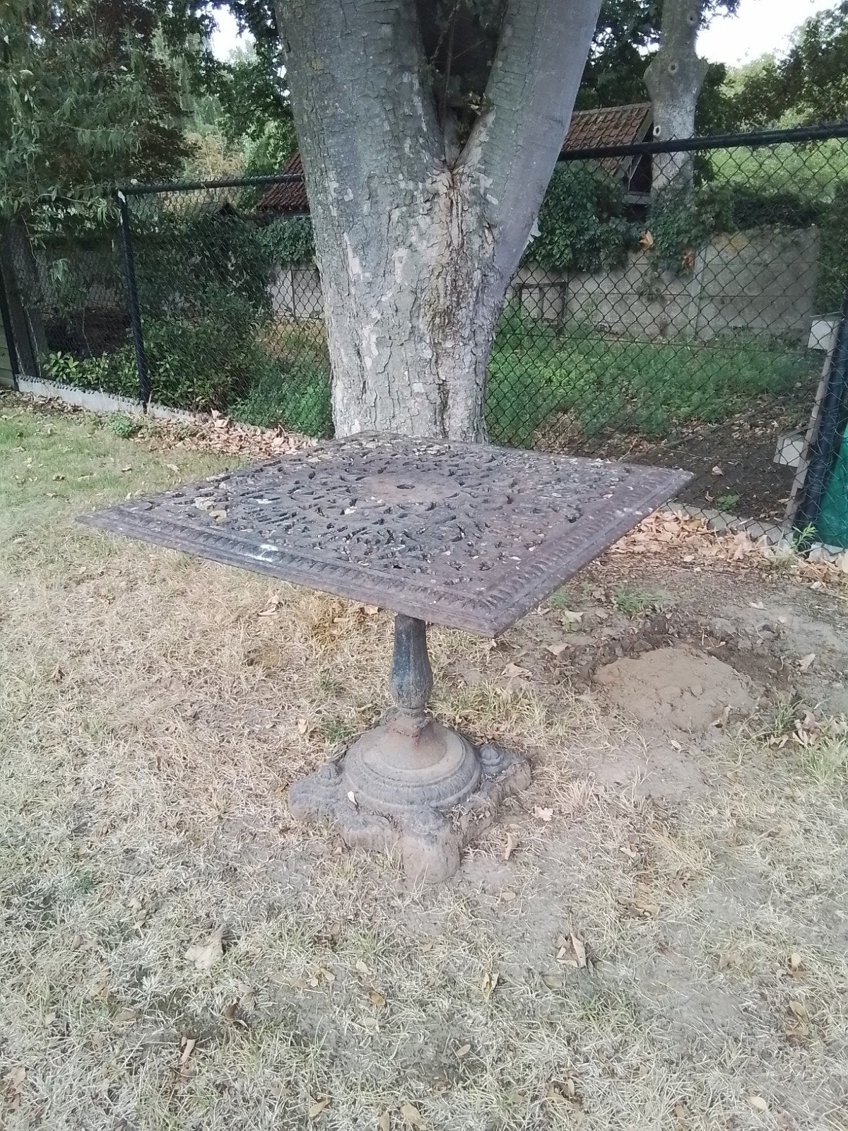 Smeedijzeren tafel, Ophalen, Gebruikt, Metaal