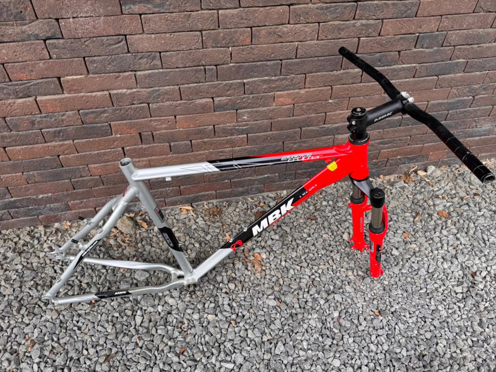 MBK Stone Cruiser 6066 aluminium mountainbike-frame + vork, Fietsen en Brommers, Fietsonderdelen, Zo goed als nieuw, Frame, Aluminium