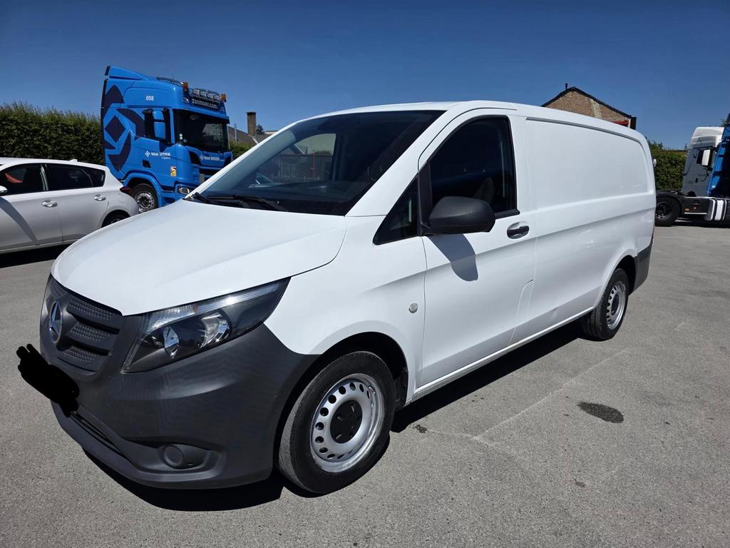 Voiture de télévision Mercedes-Benz Vito L2H1, Entreprise, 3 places, Tissu, MPV ou Monospace