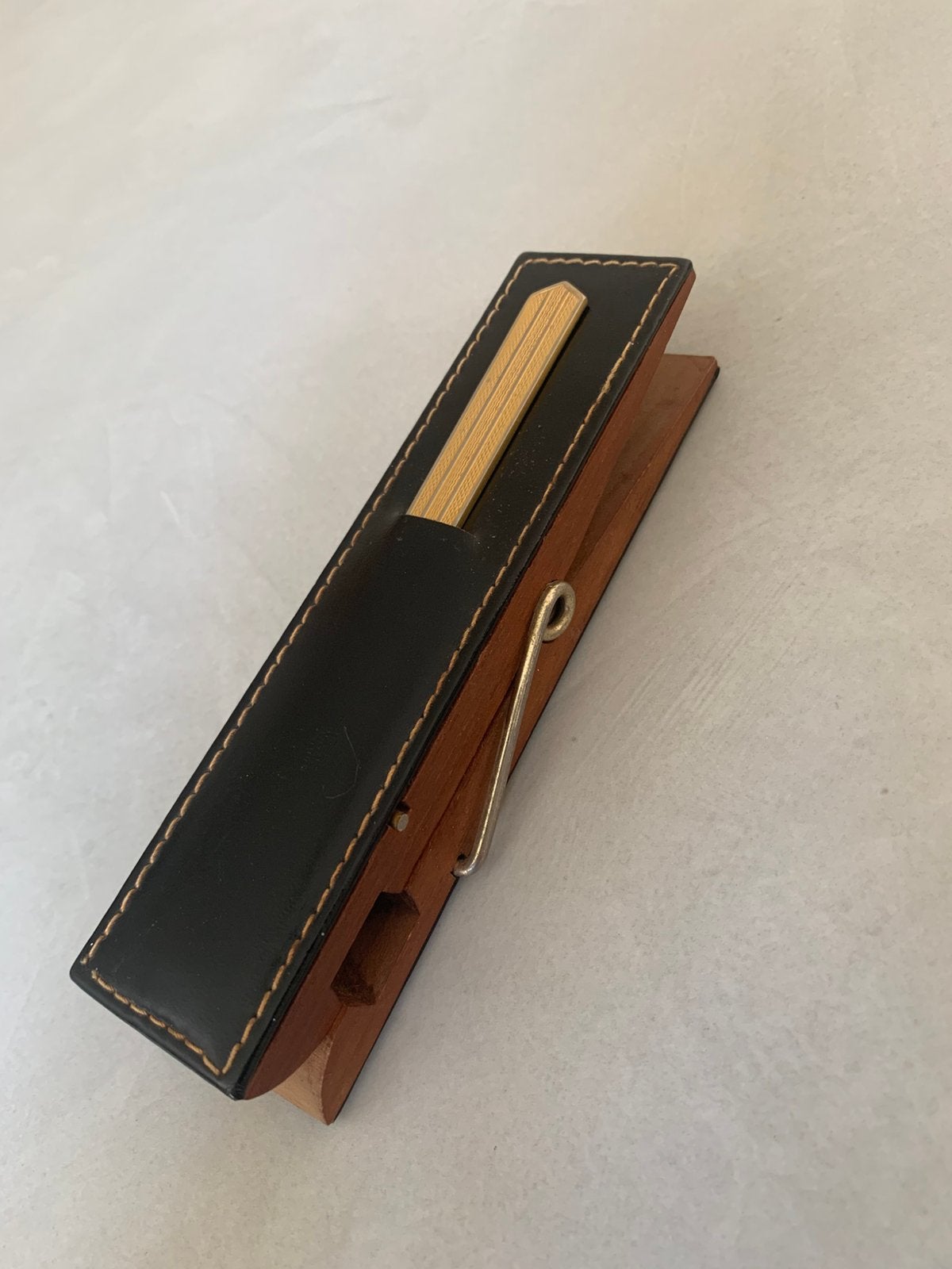 Vintage knijper met leder en briefopener Mid-Century, Ophalen of Verzenden