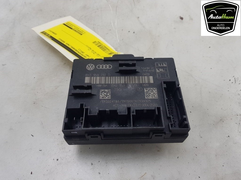 ORDINATEUR VEROUILLAGE CENTRALISE Audi A1 (8X1 / 8XK), Utilisé, Audi