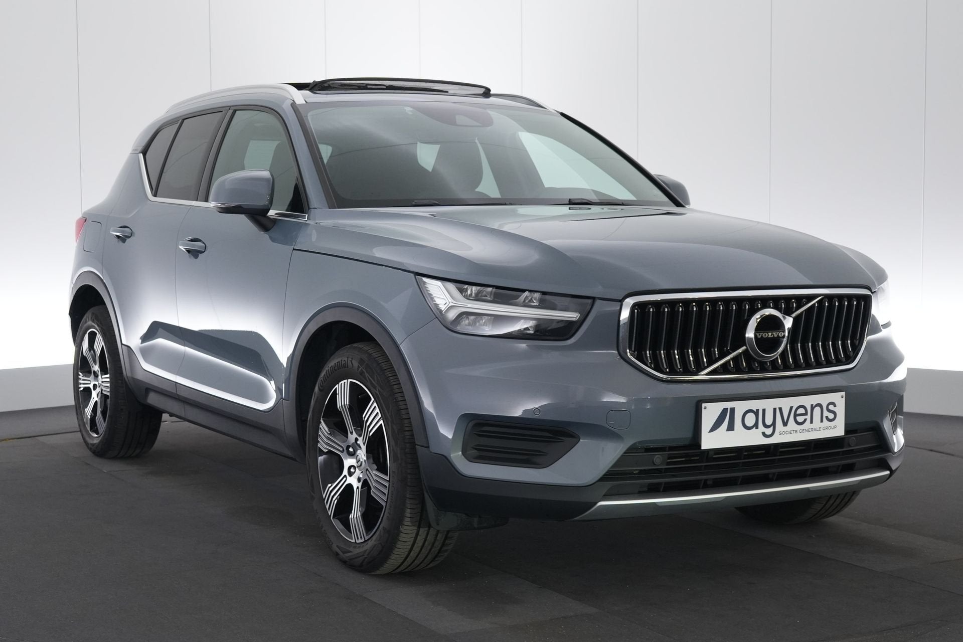 (1XQQ230) VOLVO XC40, Autos, Volvo, Cuir, Argent ou Gris, Achat, Entreprise