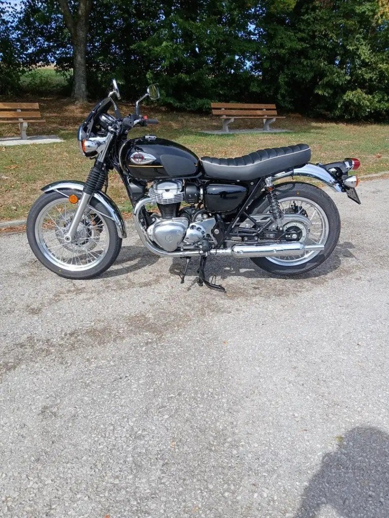 Kawasaki W800_2026_604 km Garantie et Assistance jusque 2030, ABS, Occasion, 773 cm³, 2 cylindres