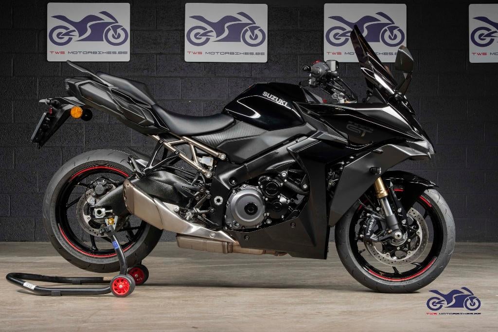 Suzuki GSX-S 1000 GT - 5.300 km, Motos, Motos | Suzuki, Entreprise, Tourisme, plus de 35 kW, 4 cylindres, Permis Moto A, ABS, Régulateur de vitesse