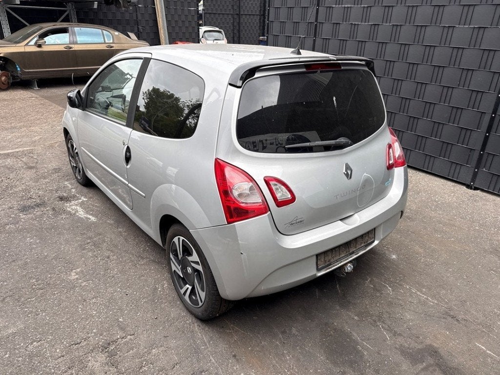 HAYON ARRIÈRE / MALLE Renault Twingo II (CN), Renault, Haillon arrière, Utilisé, Peter-Huppertz-Straße 5
51063  Köln, DE