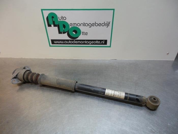 Schokdemper links-achter van een Volkswagen Polo (Polo 01-), Gebruikt, -, Volkswagen, -