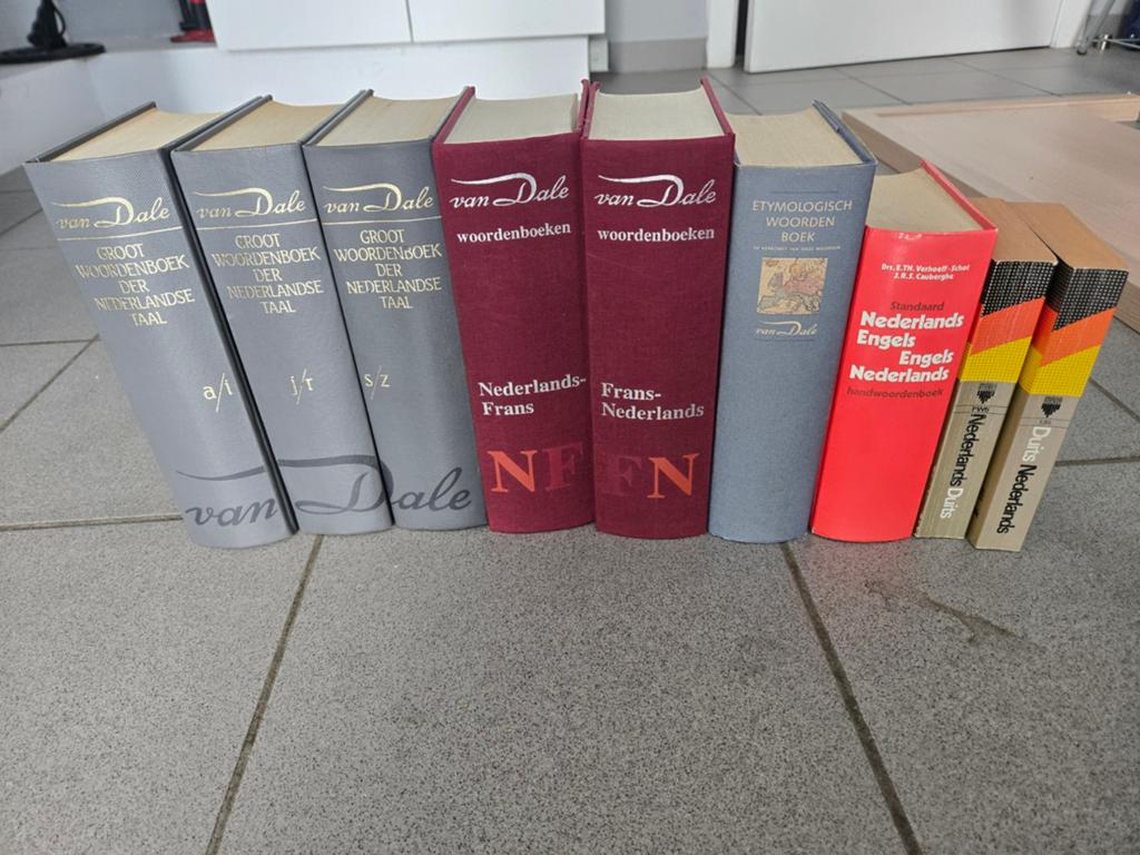 Lot woordenboeken, Boeken, Ophalen