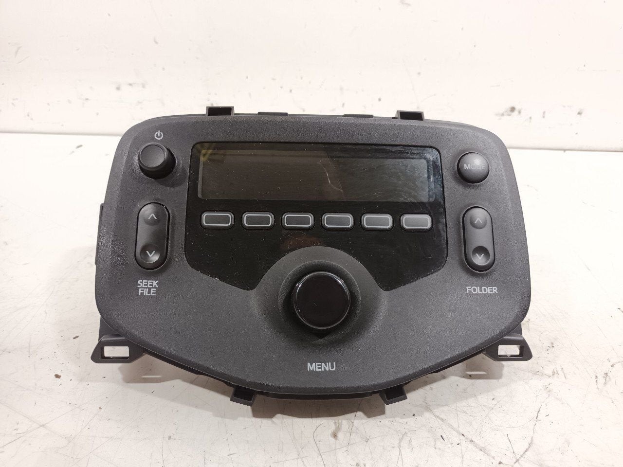 Radio Toyota Aygo, Ophalen of Verzenden, Van der Ven Autorecycling B.V., Onderdelen@venauto.nl, Ettenseweg 76, 4706 PB Roosendaal, The Netherlands