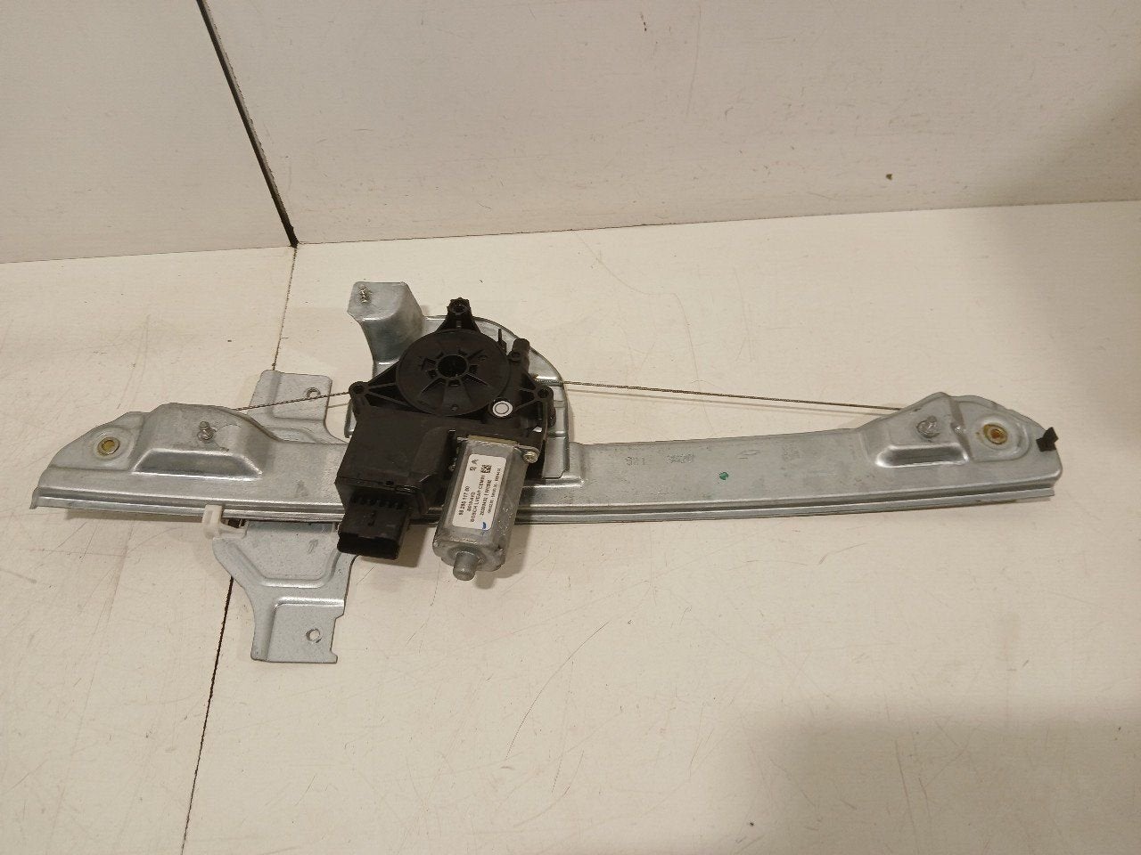 Raammechaniek elektrisch rechts voor Citroën C3, Onderdelen@venauto.nl, Van der Ven Autorecycling B.V., Ettenseweg 76, 4706 PB Roosendaal, The Netherlands