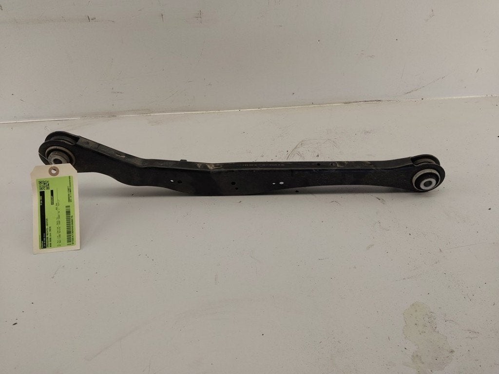 BRAS DE SUSPENSION ARRIÈRE GAUCHE Mini Mini (F65 / F66), Petuelring 130
80809  München, DE, Mini, Utilisé, Minikundenbetreuung@mini.de