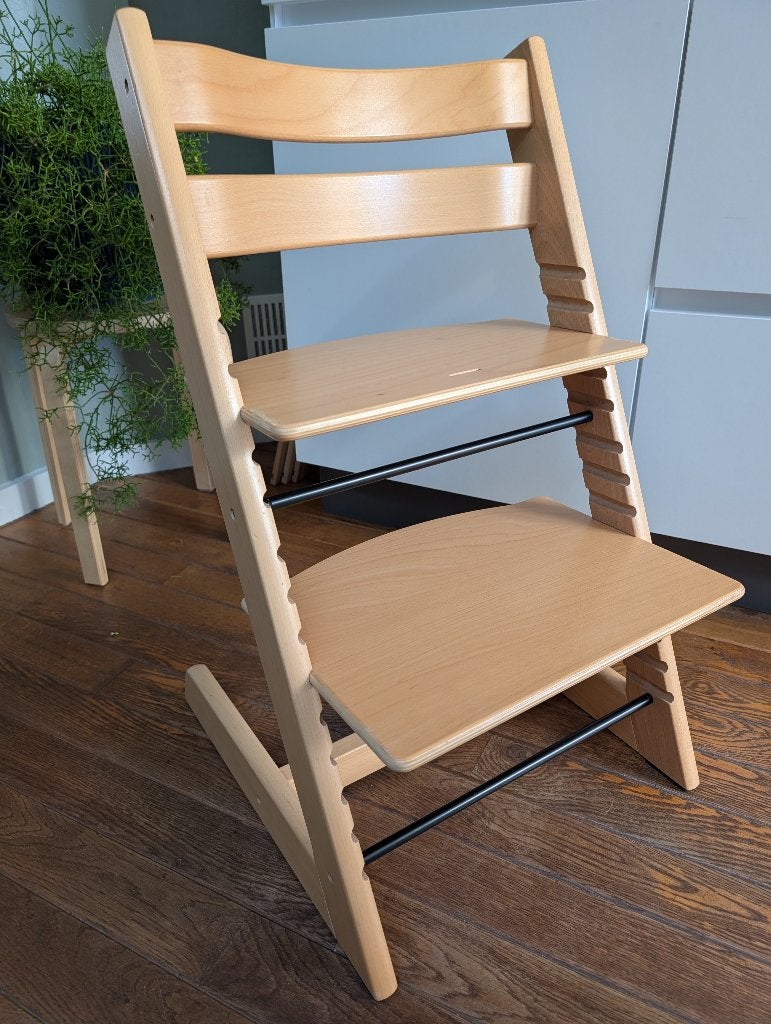 Stokke Tripp Trapp stoel in goede staat, kleur Natural, Kinderen en Baby's, Kinderstoelen, Ophalen, Gebruikt, Meegroeistoel, Aanschuifbaar