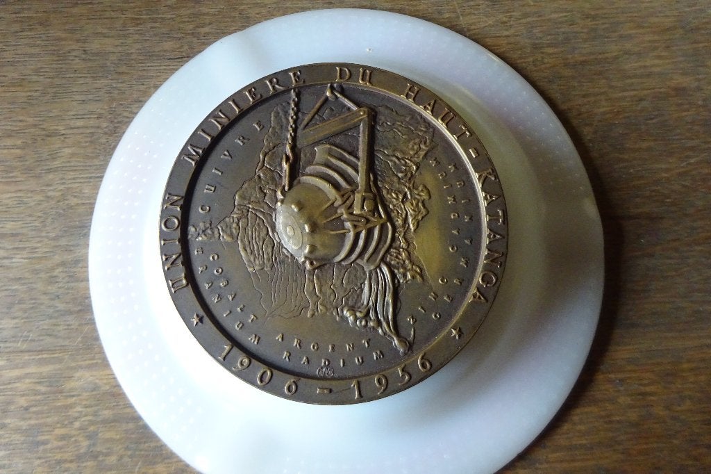 Bronzen medaille 1906-1956 Union Minière du Haut Katanga, Antiek en Kunst, Ophalen, Brons