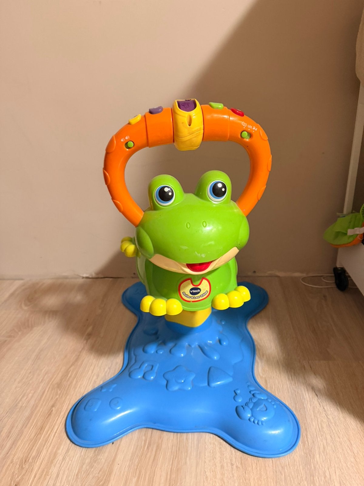Jump kikker met muziek, Kinderen en Baby's, Ophalen, Zo goed als nieuw