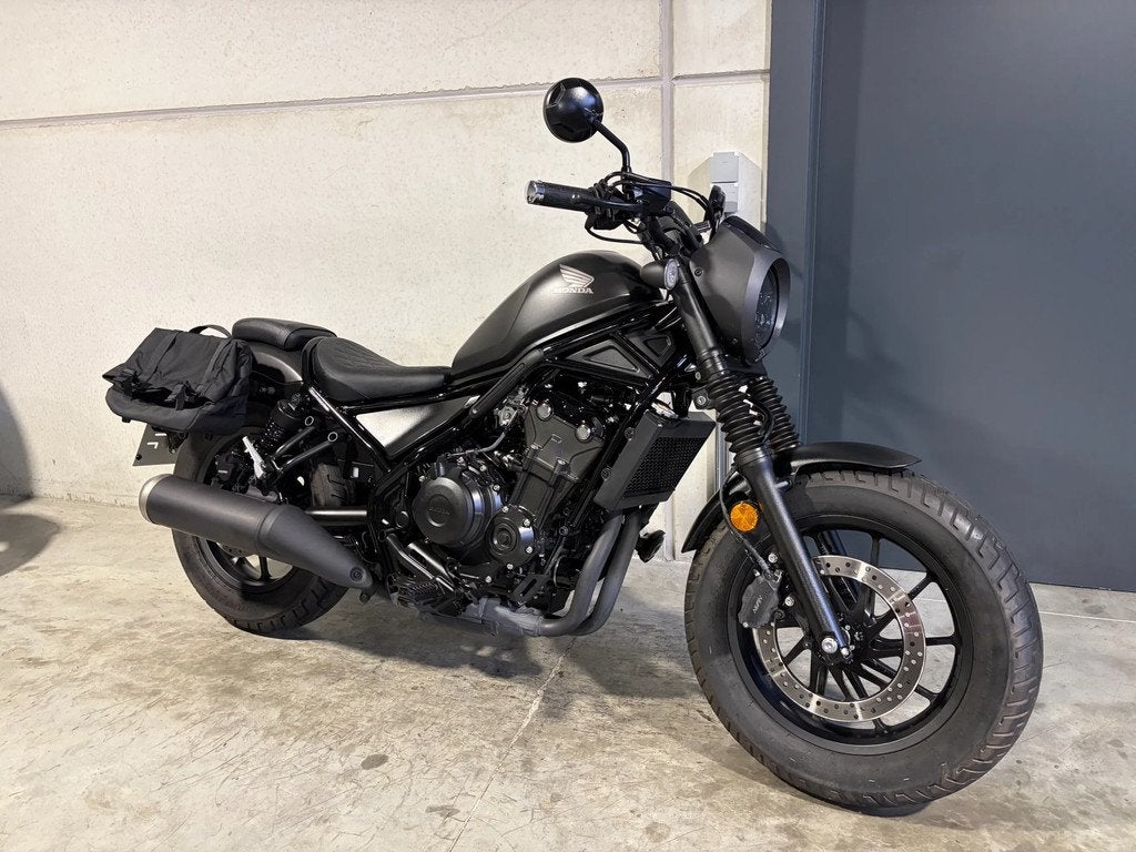 Honda CMX 500 Rebel special edition met extra's (bj 2022), Motoren, Motoren | Honda, Bedrijf, Chopper, 12 t/m 35 kW