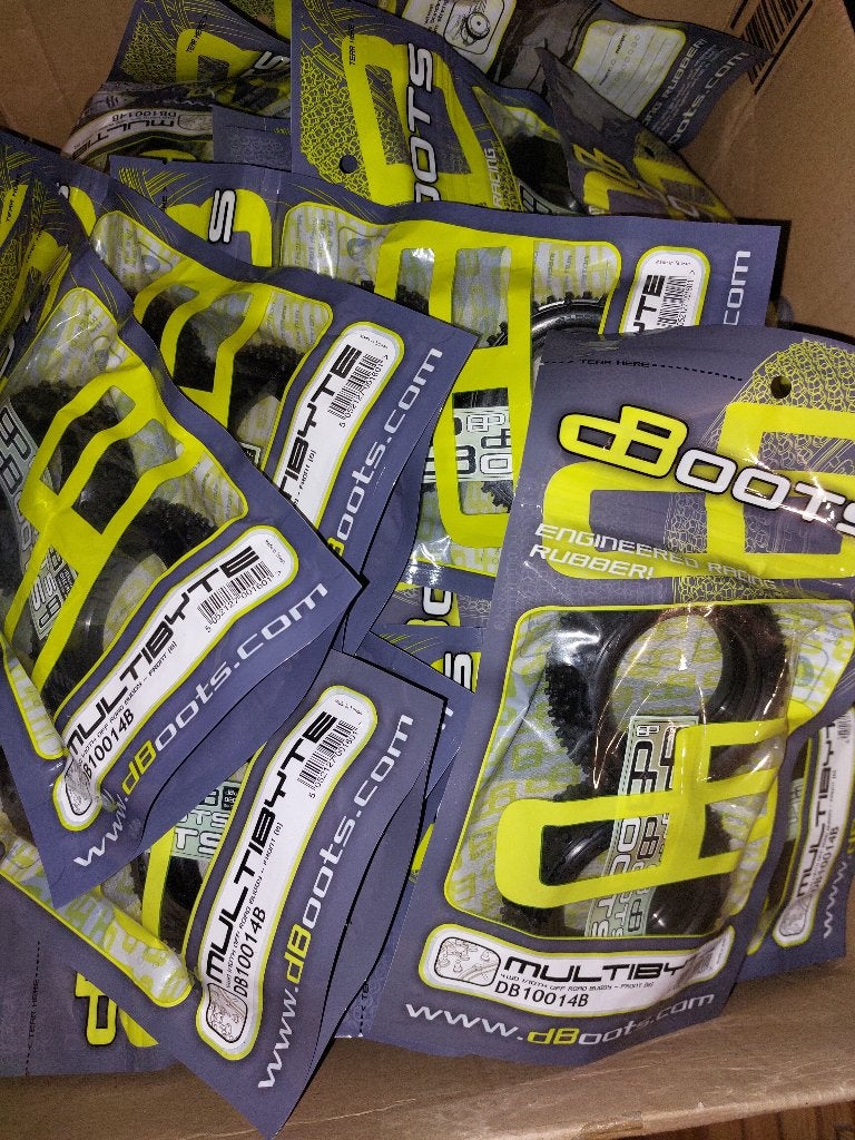 Pneus Rc 1/10 Av 2wd et 4wd Neufs sous blister, Neuf, Échelle 1:10, Voiture off road, Enlèvement