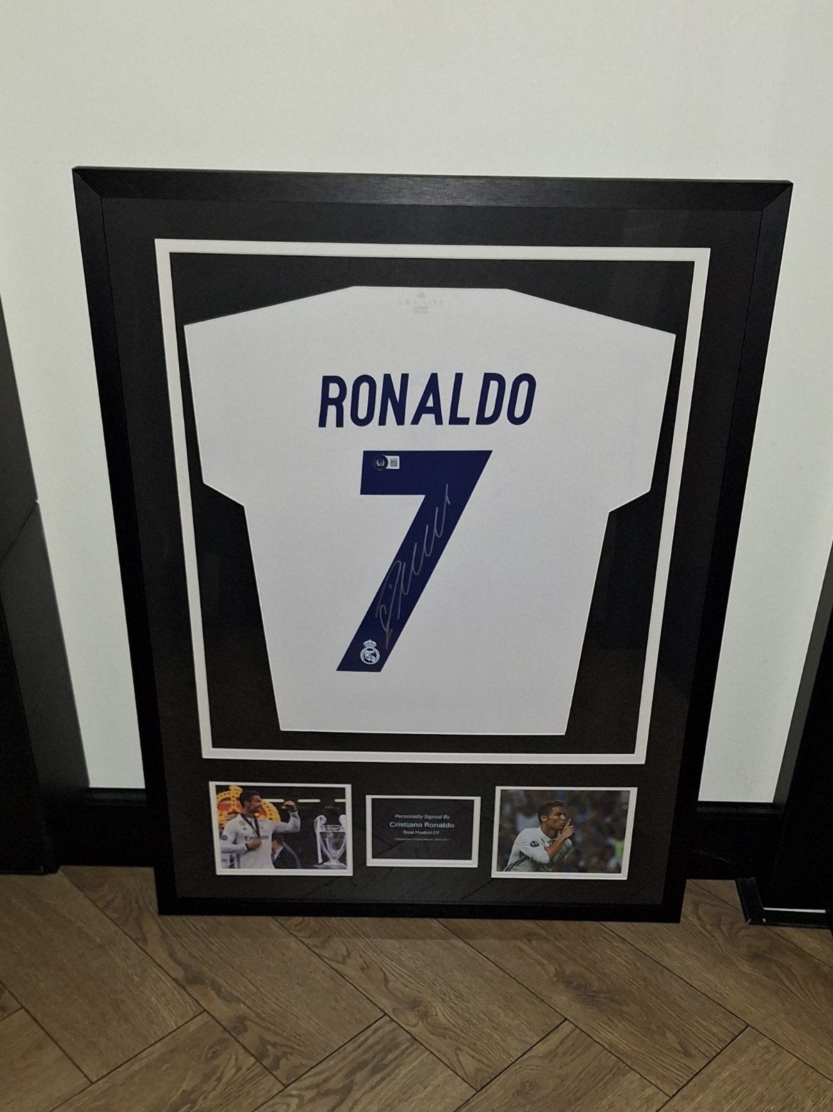 Ingelijst, gesigneerd Real Madrid shirt door Ronaldo Beckett, Ophalen of Verzenden, Shirt