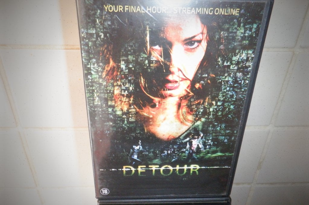 DVD Detour., À partir de 16 ans, Enlèvement ou Envoi, Comme neuf, Gore