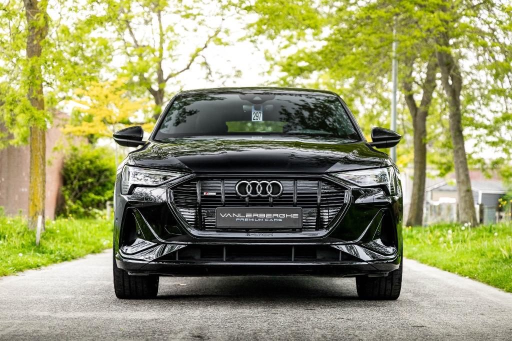 Audi e-tron 50 Quattro S-Line * ACC * Mem Seats * Camera *, Autos, Audi, Cuir, Euro 6, Entreprise, Entretenue par le concessionnaire