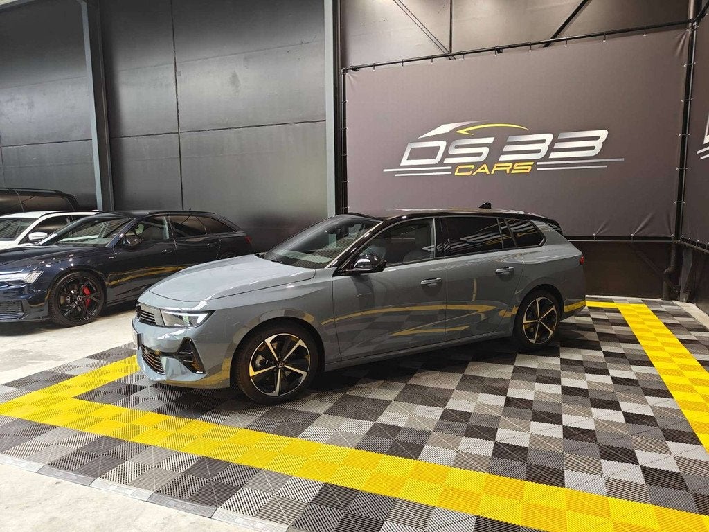 Opel Astra Sports Tourer 1.2 Turbo GS /LED/360/Keyless/Adapt, Auto's, Opel, Gebruikt, Zwart, 1199 cc, https://public.car-pass.be/vhr/7dd4db8f-b4ee-44f0-8651-a75fd47a471a