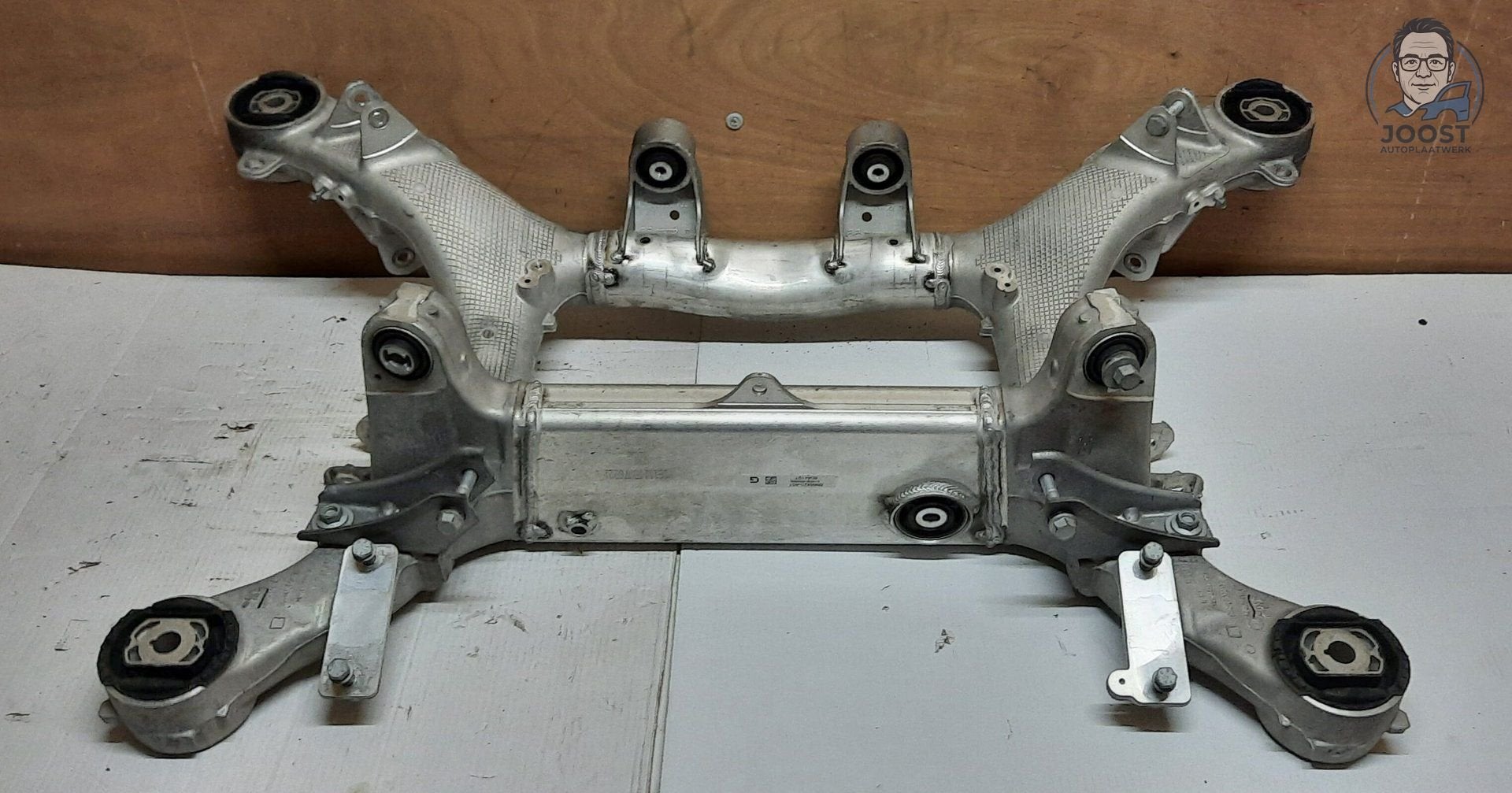 Subframe achterasdrager BMW 5-serie G31 6-serie G32 6866423, -, Utilisé, -, Enlèvement ou Envoi