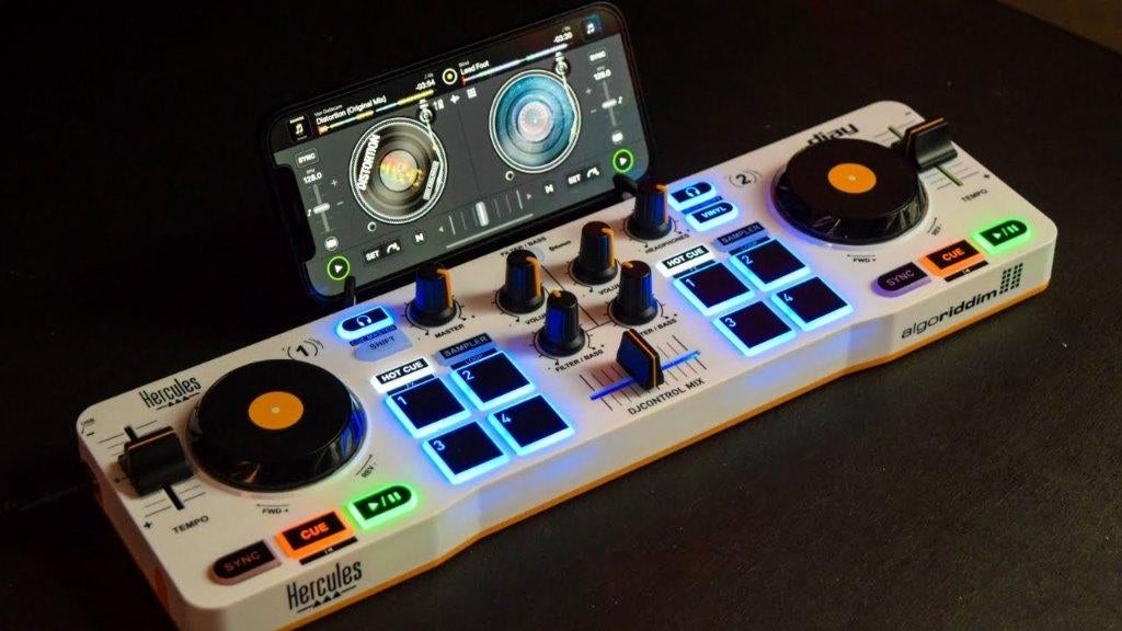 Compacte Bluetooth DJ-controller (NIEUWSTAAT), Musique & Instruments, DJ sets & Platines, Enlèvement, Comme neuf