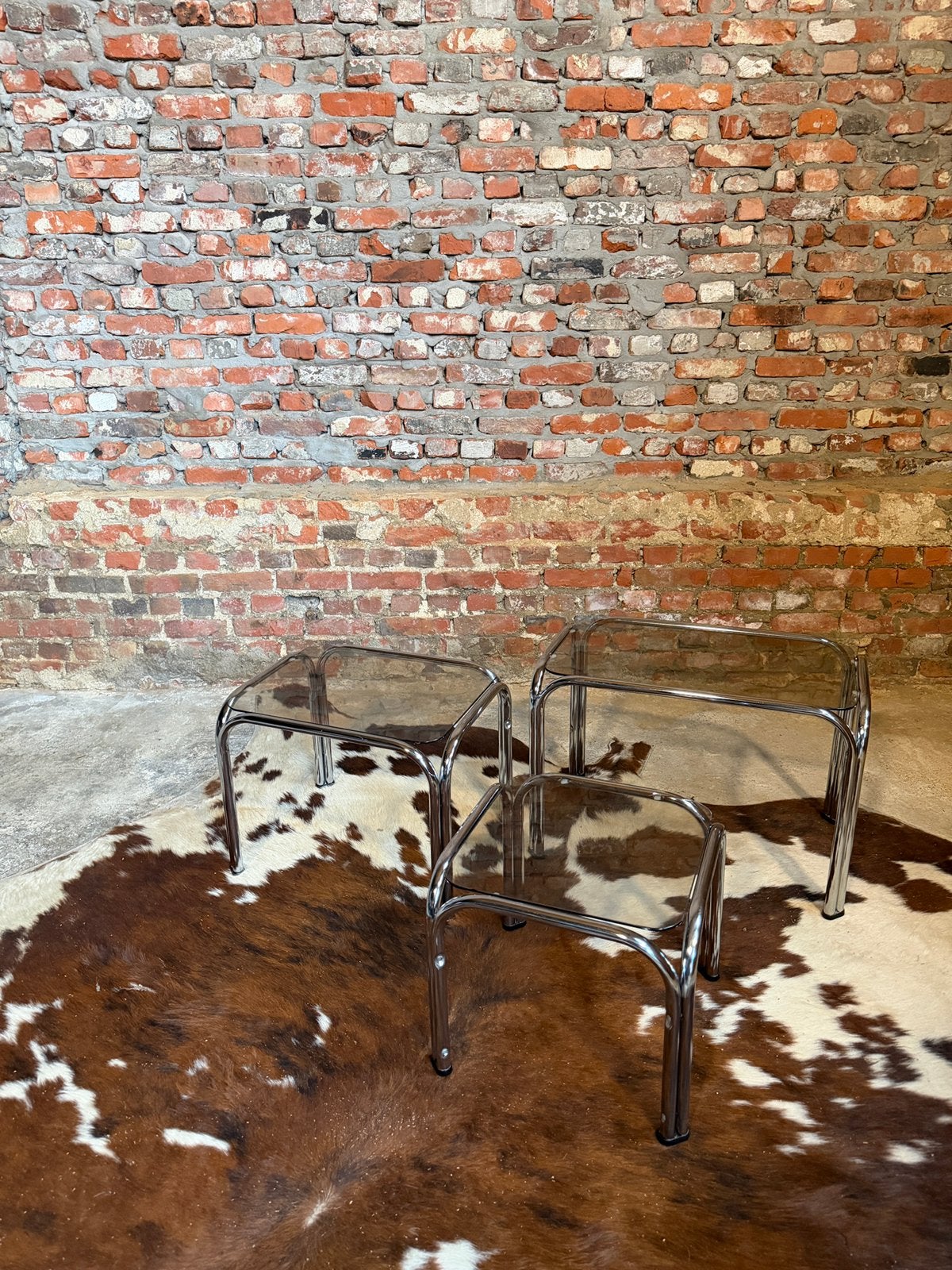 Tables gigognes et tables d'appoint au design chromé vintage, Moins de 55 cm, Carré, Verre, Enlèvement