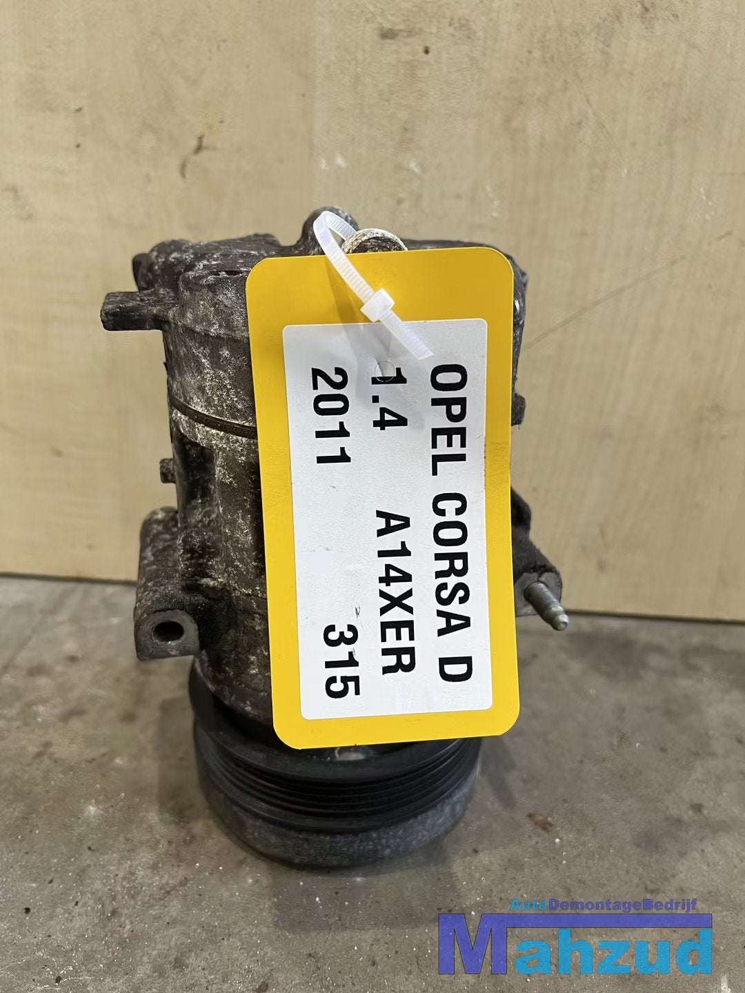 OPEL CORSA D 1.4 A14xer Aircopomp 55701200 G02, Gebruikt, Opel Automobile GmbH, Kontakt@opel-infoservice.de, Opel