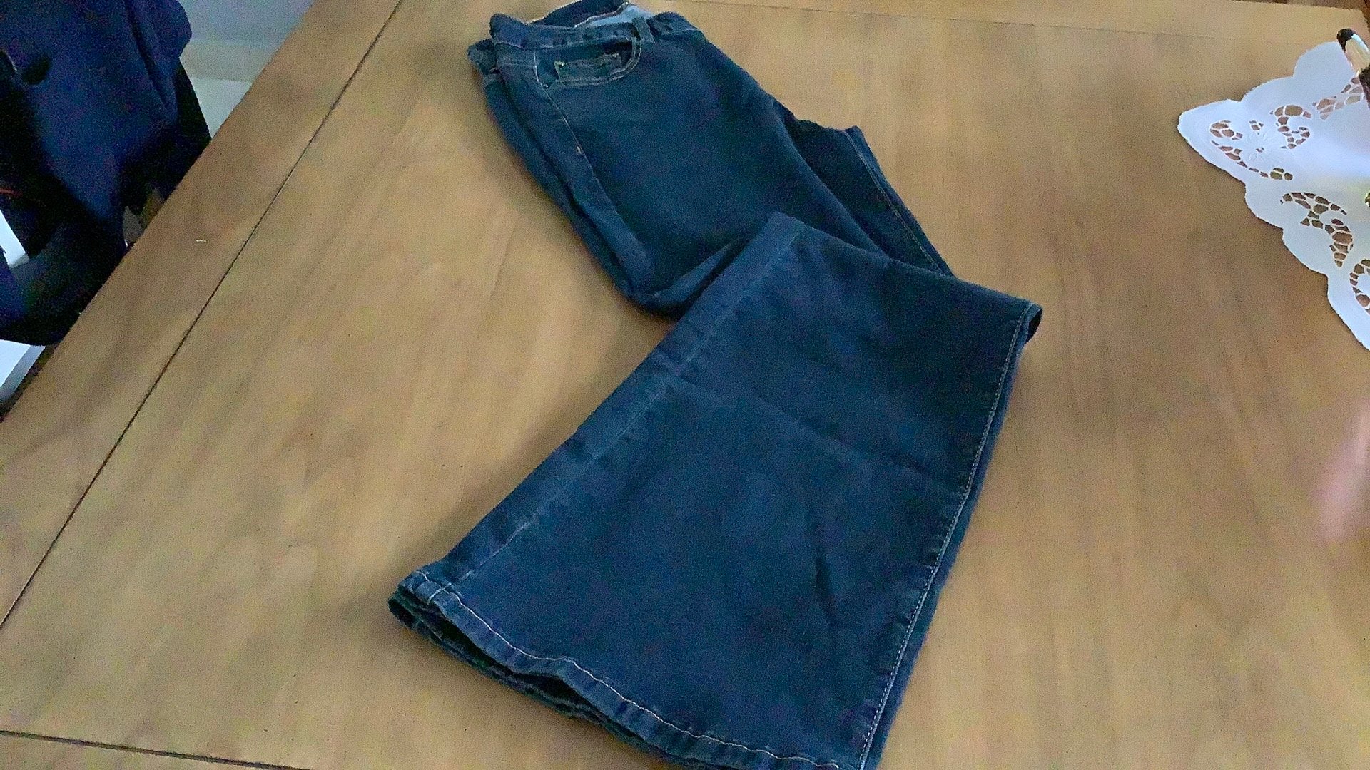 Jeans extensible pattes d’elephant, Enlèvement ou Envoi, Comme neuf, Bleu, W33 - W36 (confection 42/44)