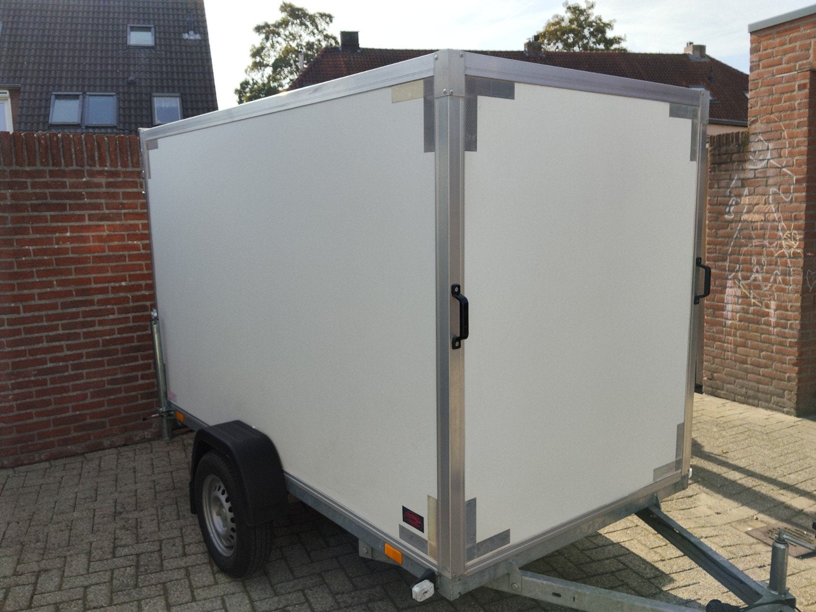zeer mooie gesloten wagen, Ophalen