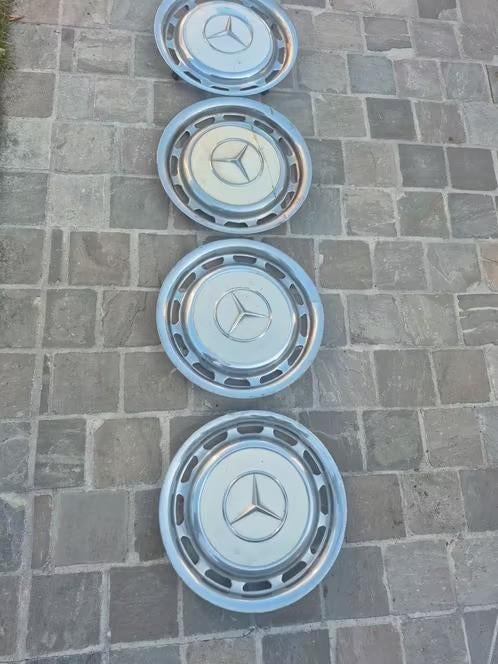 4 oude Mercedes wielschijven, Ophalen of Verzenden