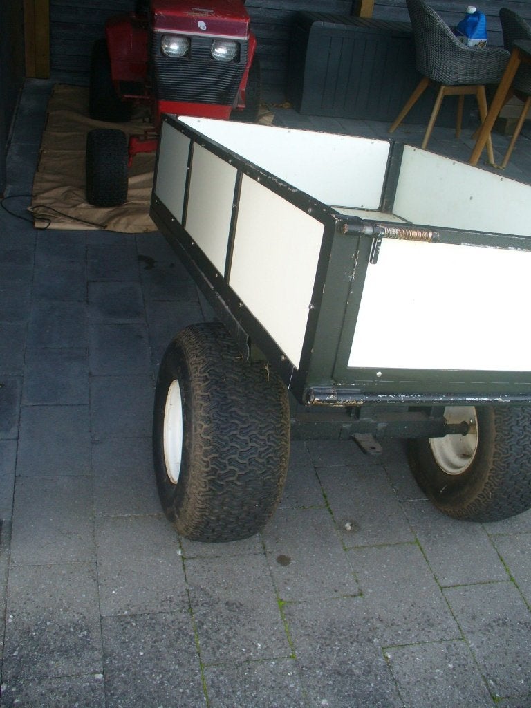 Kipkar met trekhaak, Ophalen, Gebruikt, Wheel-horse