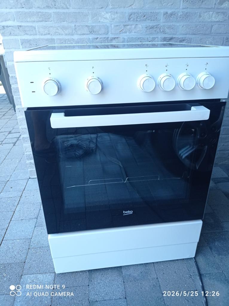 werken, net fornuis vitrokeramische, met warme lucht oven, Elektronische apparatuur, Ophalen, Grill