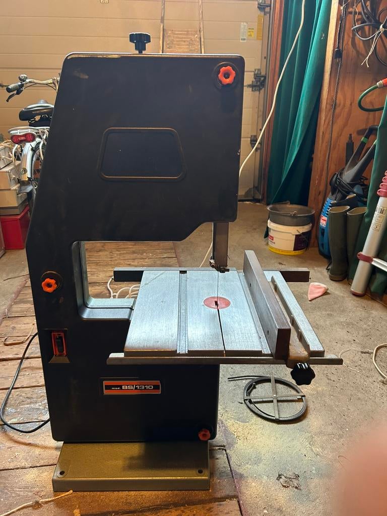 DeWalt lint zaagmachine, Enlèvement, Utilisé, Moins de 600 watts, Scie à ruban