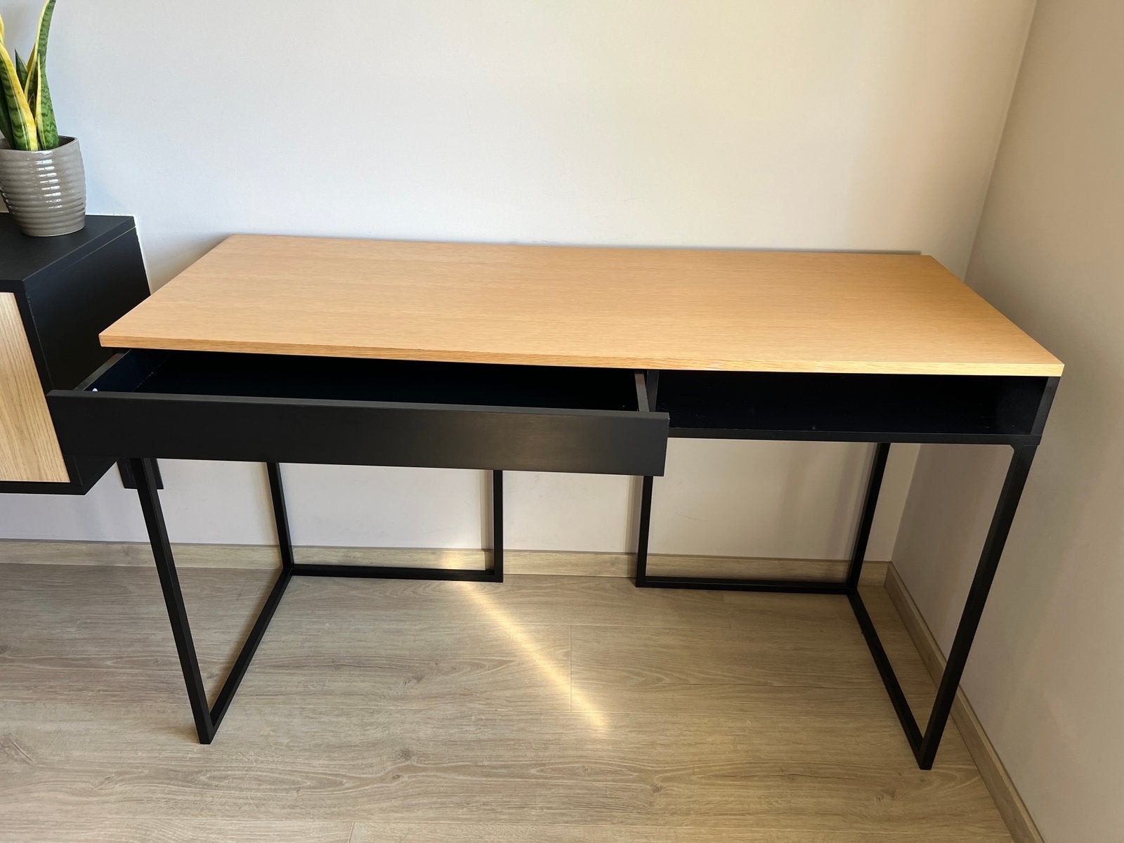 Table multifonctionnelle, avec ou sans chaise, Enlèvement, Comme neuf