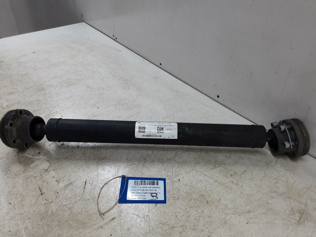 ARBRE DE TRANSMISSION ( PROPULSION ) X (470) (10046576), Mercedes-Benz, Mevr. I. Hauben, Utilisé, Rue de l'Espoir 34 34
4030  GRIVEGNÉE, BE