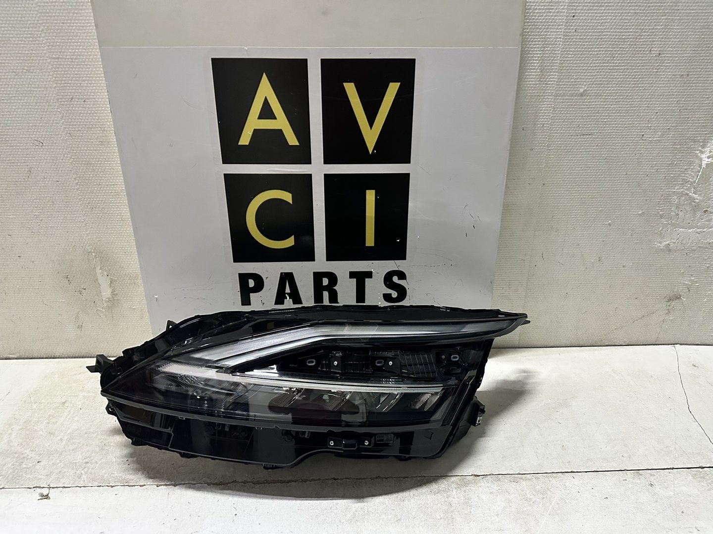 Koplamp Nissan Qashqai J12 ADAPTIVE LED 100-8D02J Links, Auto-onderdelen, Gebruikt, -, -, Ophalen of Verzenden
