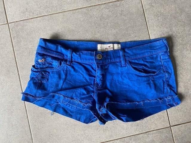 HOLLISTER toffe, blauwe short maar 28  nieuwstaat, Kleding | Dames, Spijkerbroeken en Jeans, Blauw, Ophalen of Verzenden, Zo goed als nieuw