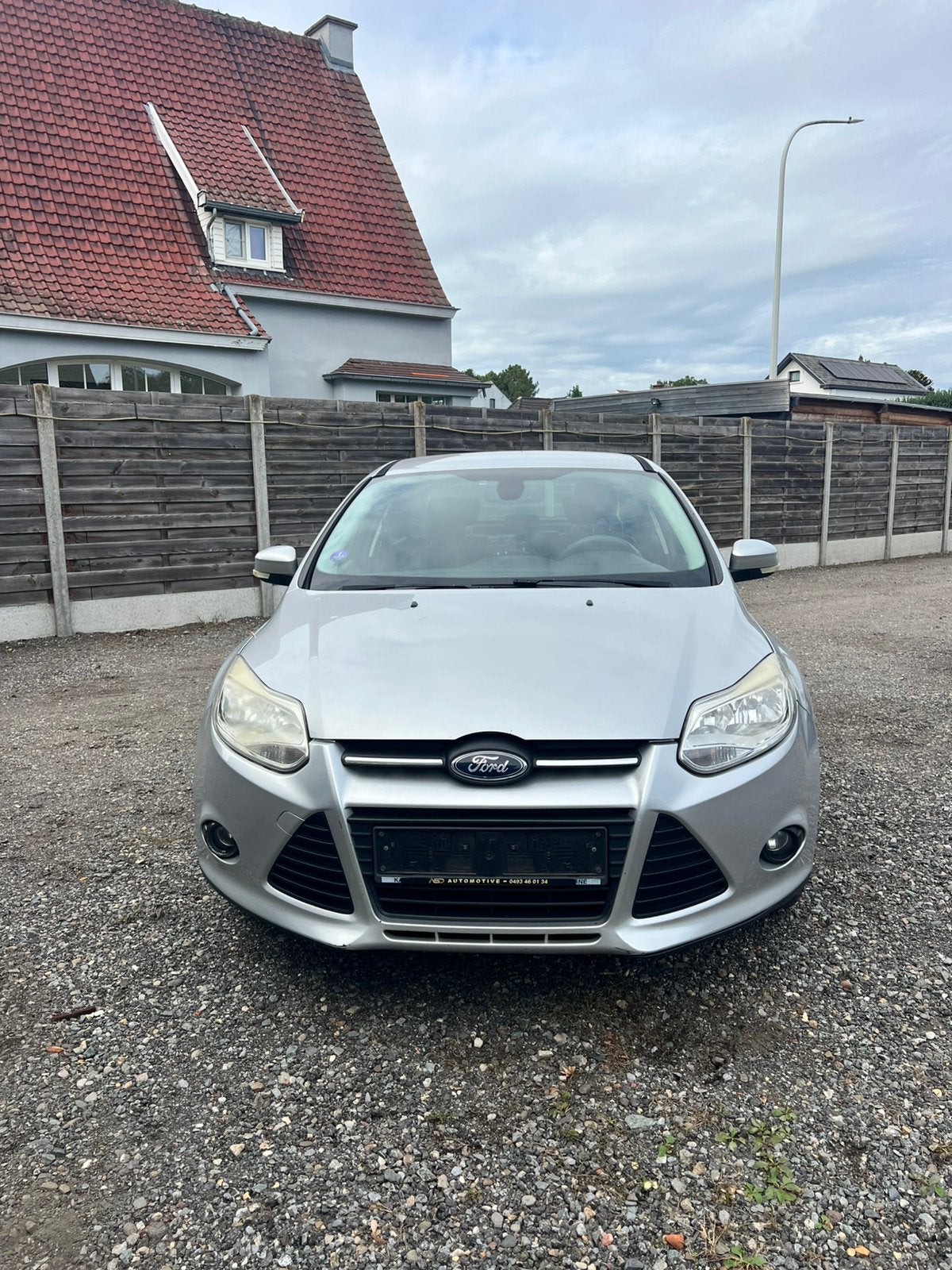 Ford focus 1.6 benzine 2011 met airco !!!, Auto's, Focus, Euro 5, Zwart, 4 cilinders