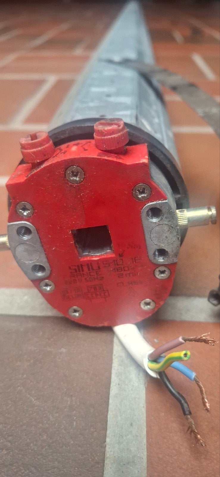 2 moteurs tubulaires  60 pour pare-soleil à volet roulant, Bricolage & Construction, Volets, Enlèvement, Comme neuf, Fonctionnement électrique
