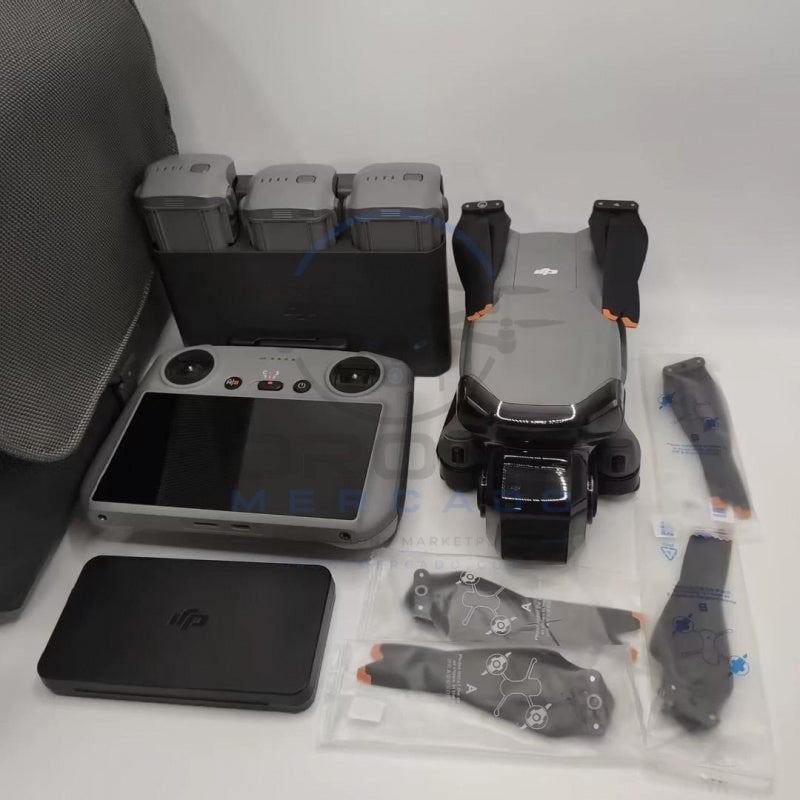 DJI Air 3S Fly More Combo verbeterd 95%, 250 tot 900 gram, Gebruikt, 30 tot 45 minuten, Cameradrone