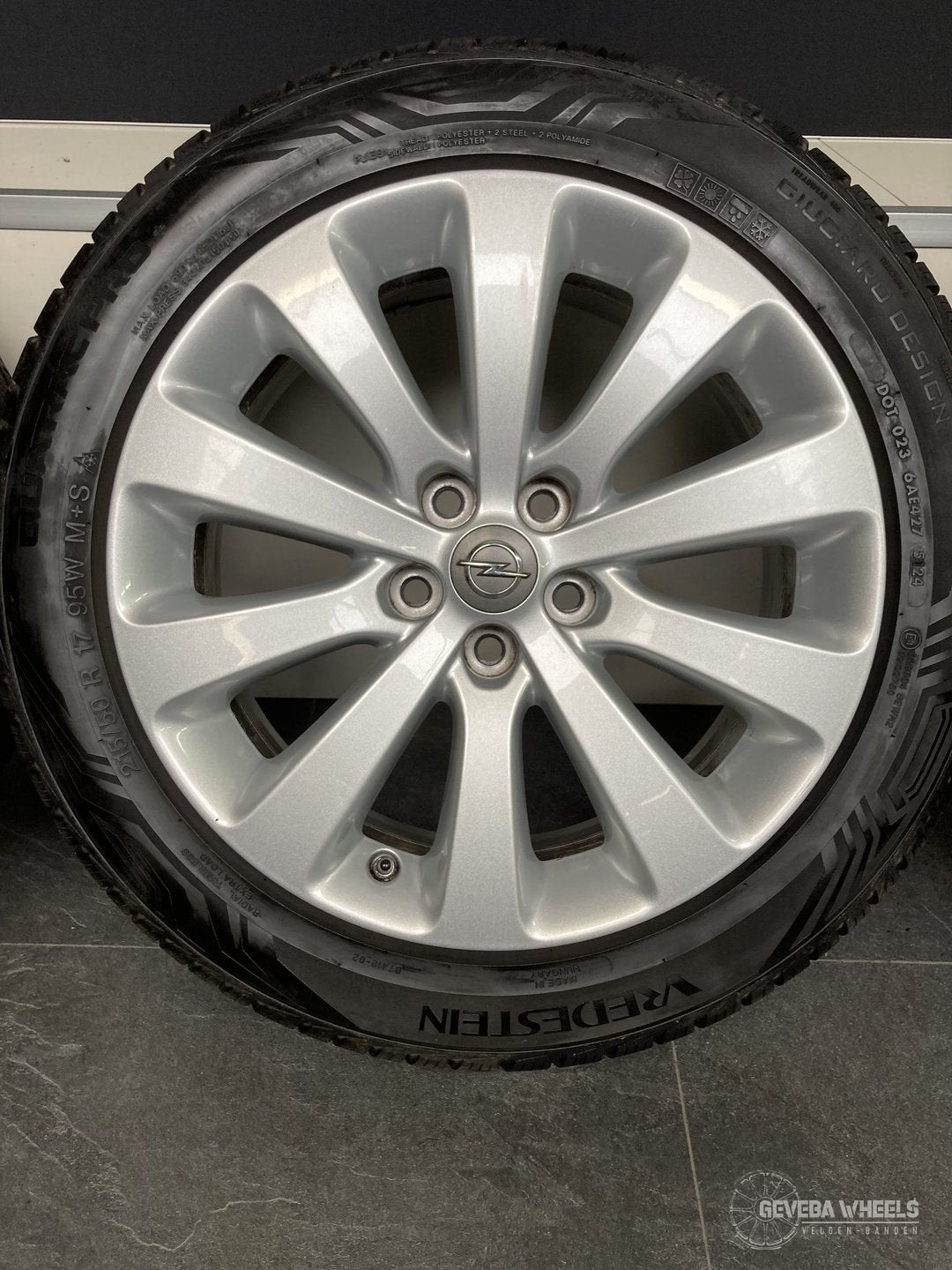 17” originele Opel Astra J velgen + allseason banden 5x105, Autos : Pièces & Accessoires, Pneus & Jantes, Pneus et Jantes, 4 Saisons