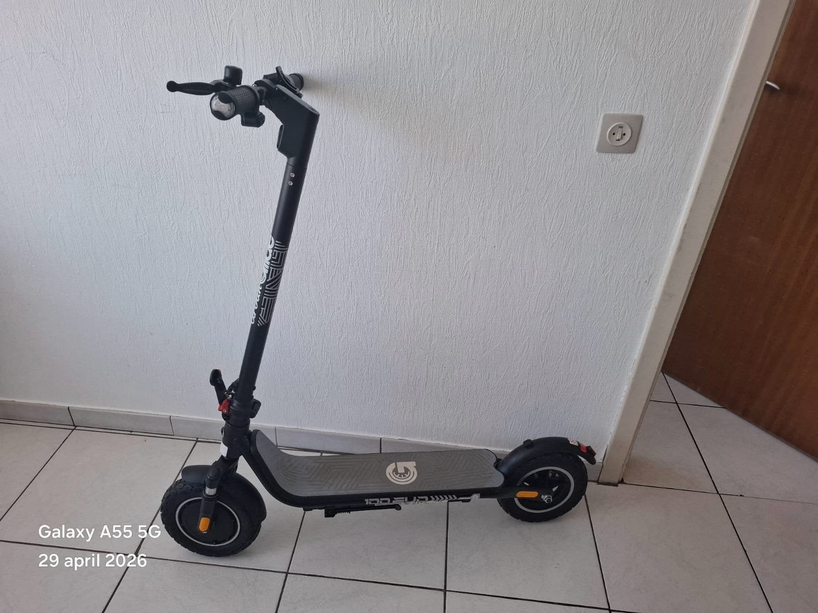 nieuwe scootmobiel, Fietsen en Brommers, Ophalen of Verzenden