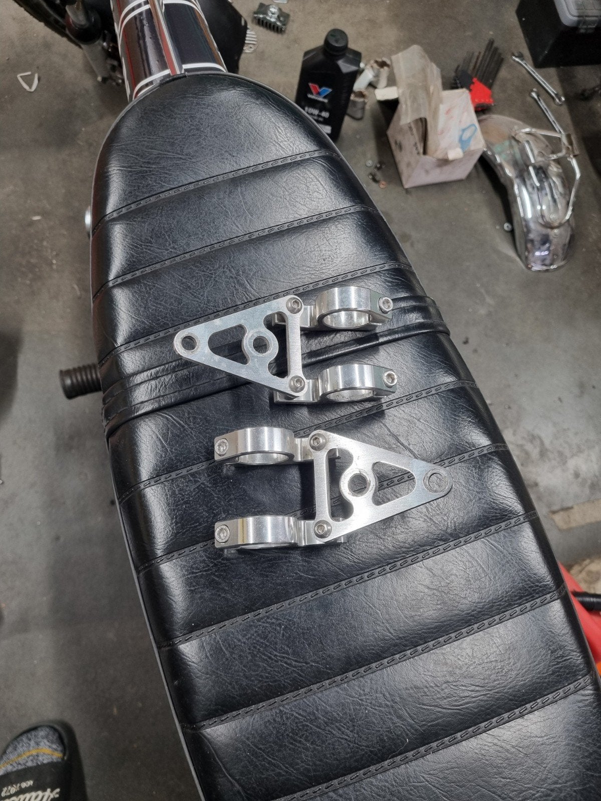 universele CNC aluminium koplampsteun set 30, Enlèvement ou Envoi, Neuf, Phare, Madmunk