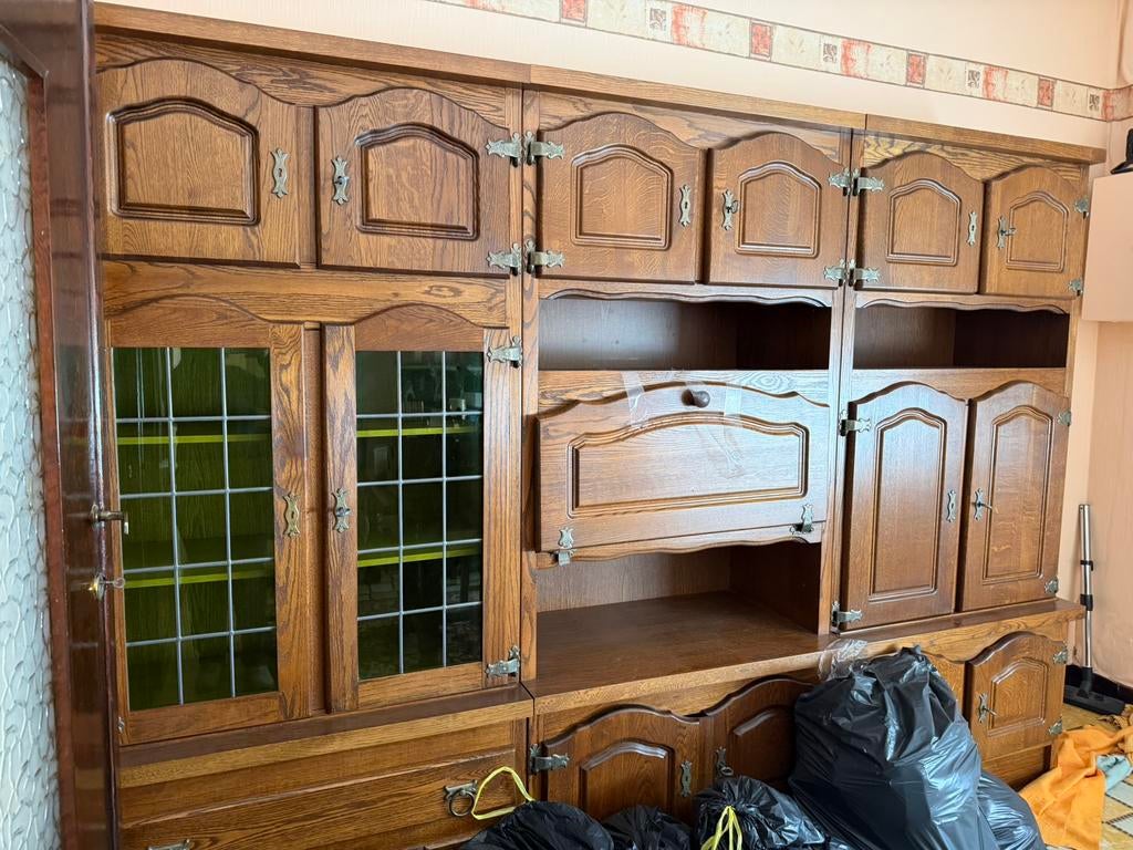Grote wandkast GRATIS, Huis en Inrichting, Ophalen, Gebruikt, Eikenhout, Met deur(en)