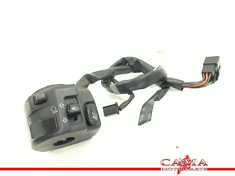 STUURSCHAKELAAR LINKS Kawasaki, Dhr. S. di Majo, Gebruikt, Info@cama-motorparts.nl, P.J. Troelstraweg 8 8
3144 CX  MAASSLUIS, NL