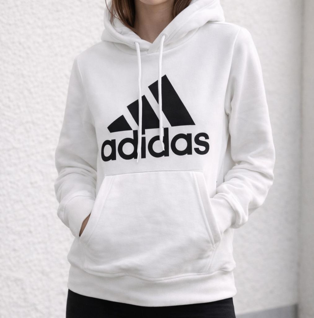 Sweet a capuche Adidas taille S, Enfants & Bébés, Vêtements enfant | Taille 176, Adidas, Garçon ou Fille, Enlèvement ou Envoi